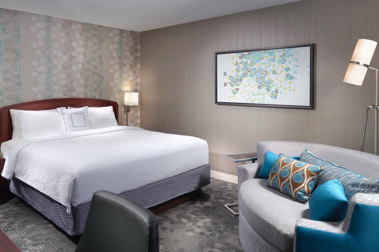Courtyard By Marriott Atlanta Alpharetta Hotel Buitenkant foto